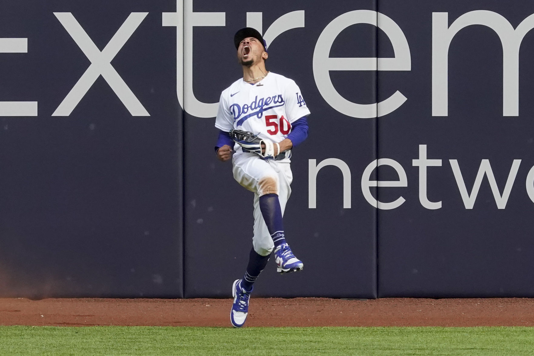 APTOPIX NLCS Braves Dodgers Baseball